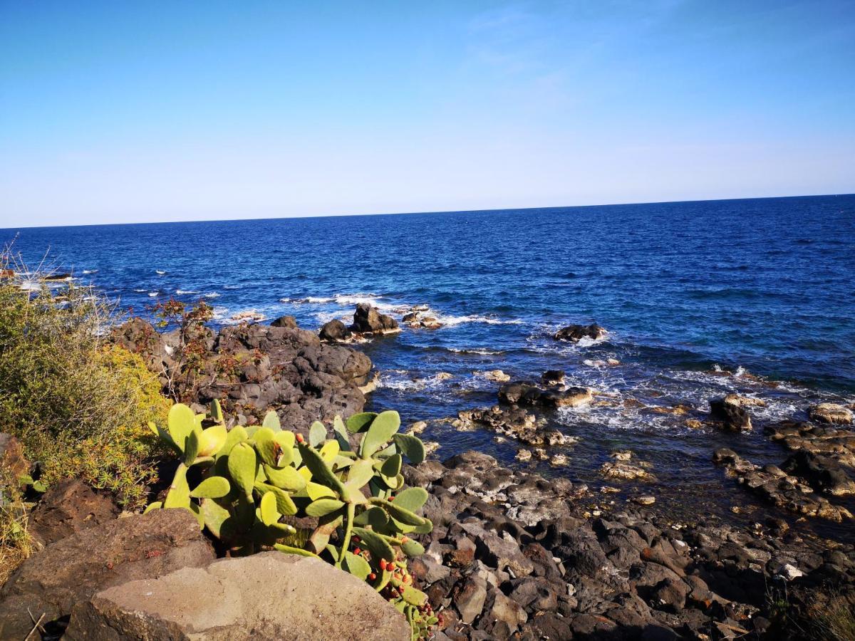 La Lampara Apartment Aci Castello Bagian luar foto