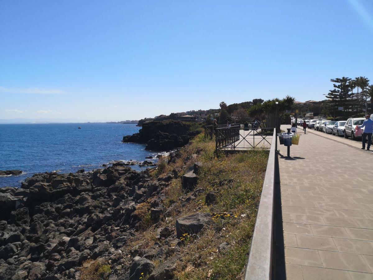 La Lampara Apartment Aci Castello Bagian luar foto
